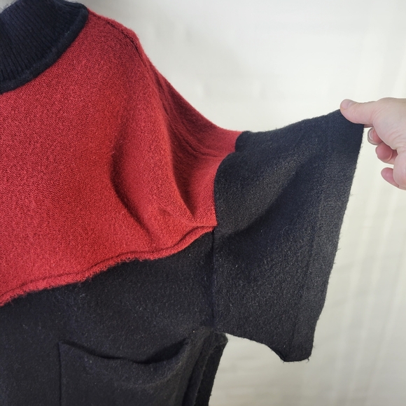 Umgee USA Color Block Oversized Boxy Sweater Size ML Cotton Blend Offset Pocket - Picture 5 of 12